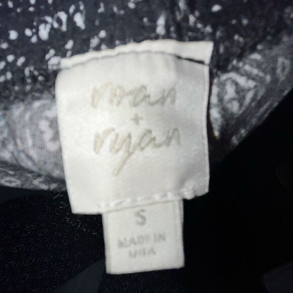 Evereve Roan & Ryan black & white palazzo pants small - Picture 4 of 5